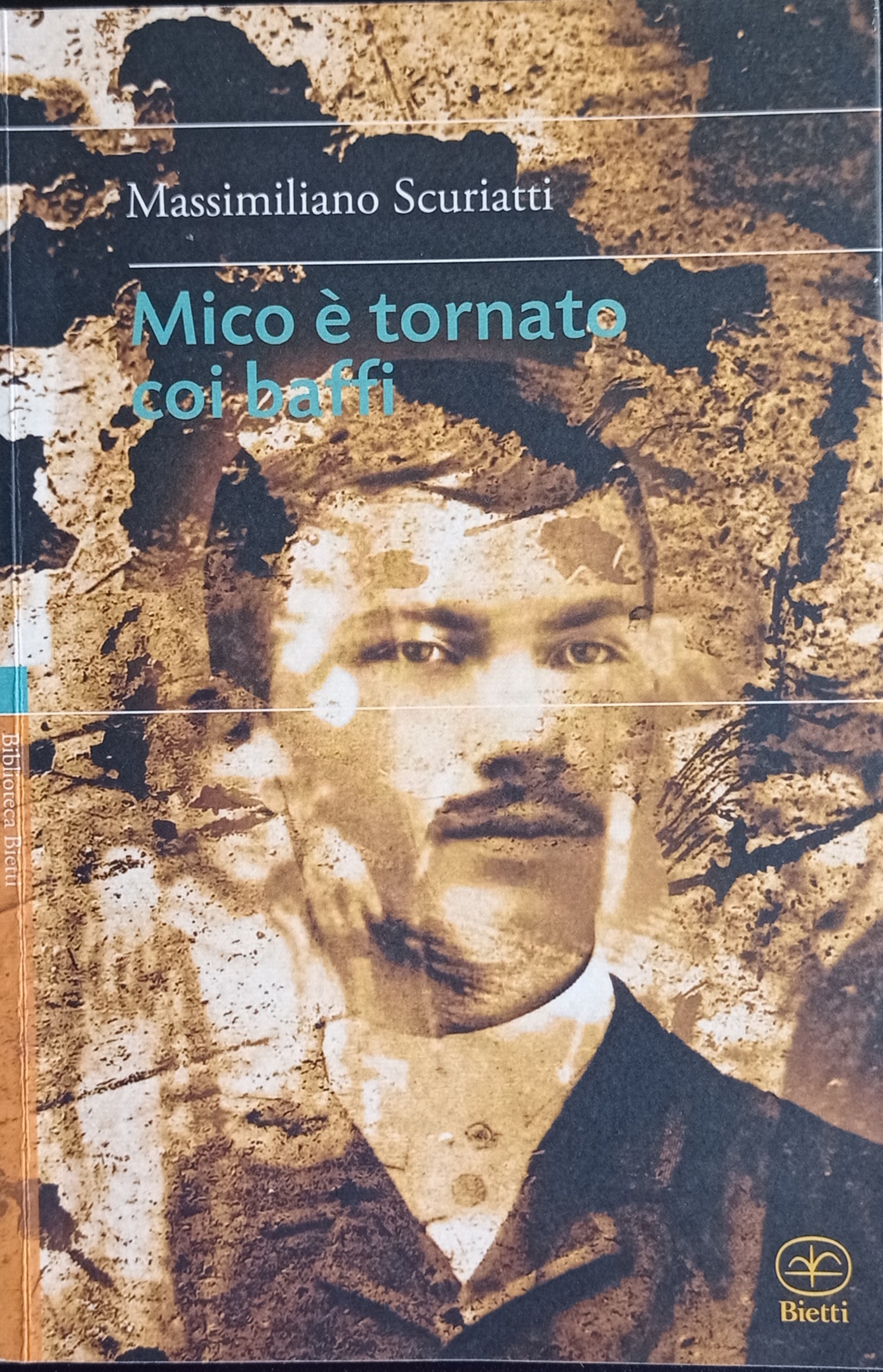 Mico è tornato coi baffi Mico è tornato coi baffi