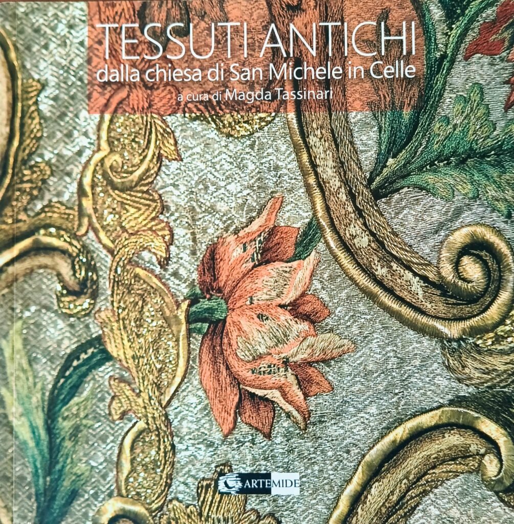 Tessuti antichi dalla chiesa di San Michele in Celle